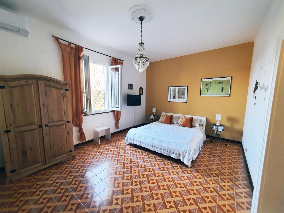 Il Giardino Della Musica Bed and Breakfast San Giuliano  Δωμάτιο φωτογραφία